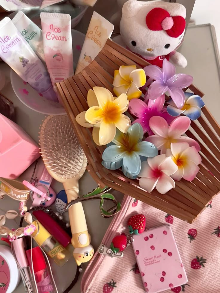 Cute & Chic: Handmade Elegance for Every Day